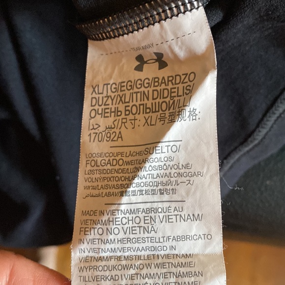 VA TECH Long-sleeve Loose Top With Neck Gaiter Size XL - Picture 7 of 7